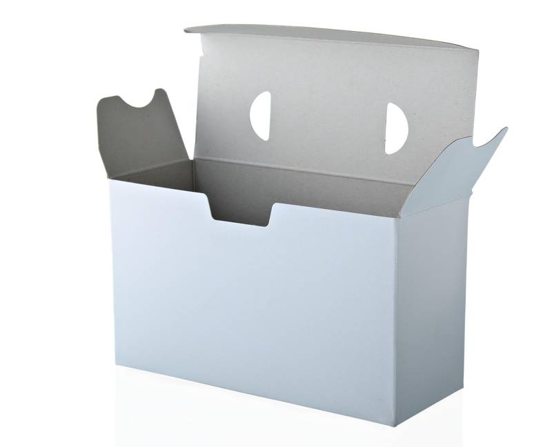 Réglage précis des traits de coupe sur un fichier de boîte cartonnée par notre expert à Marseille.